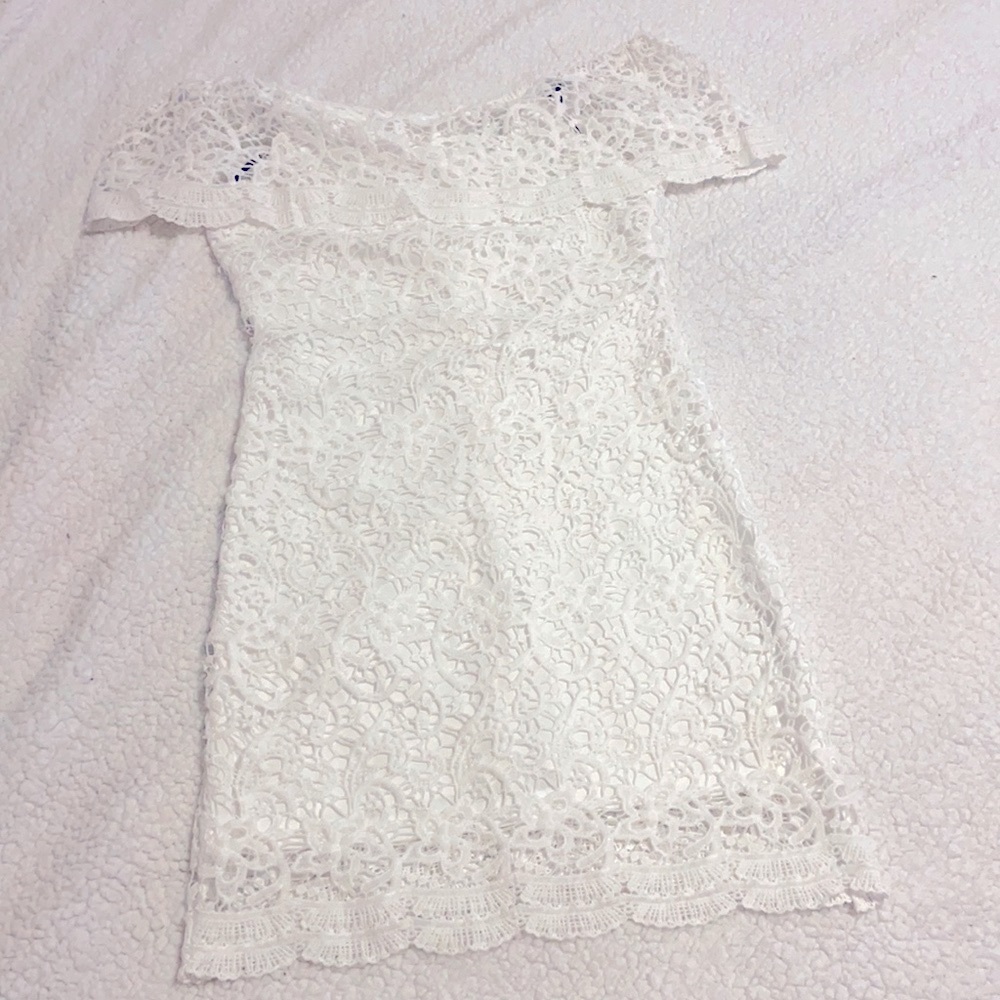 Forever 21 white lace dress